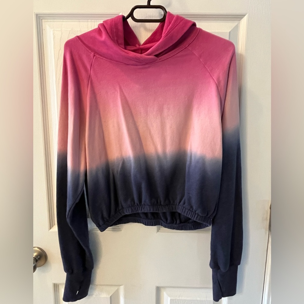 Victoria Sport Crop Pull Over Hoodie - Picture 1 of 10